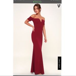 Lulus gown
